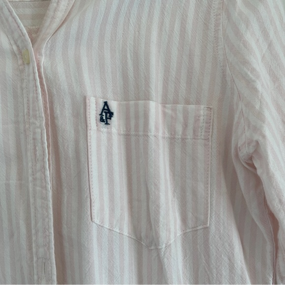 Abercrombie & Fitch pink stripe shirt - Picture 2 of 7